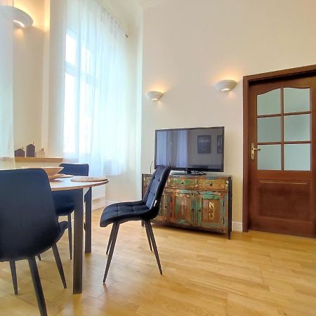 Bresly Apartament Old Town Вроцлав Екстериор снимка