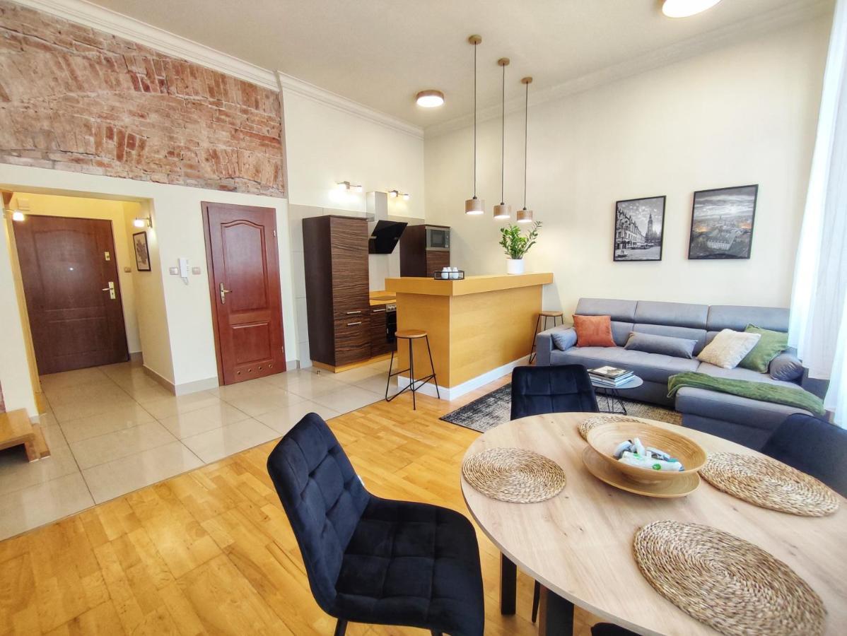 Bresly Apartament Old Town Вроцлав Екстериор снимка